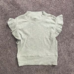 Storia Ruffle Sleeve Ribbed Top in Grey